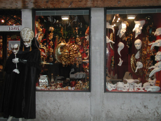 Immagine:Il Teatro delle Maschere.jpg
