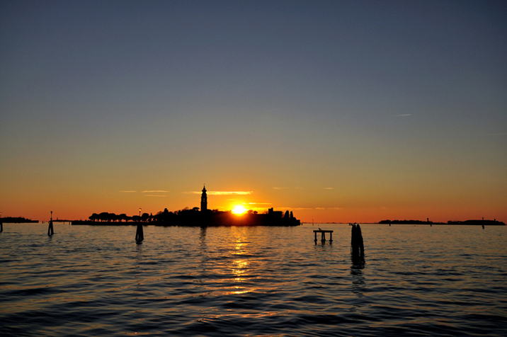 Immagine:Tramonto ( laguna di Venezia).jpg