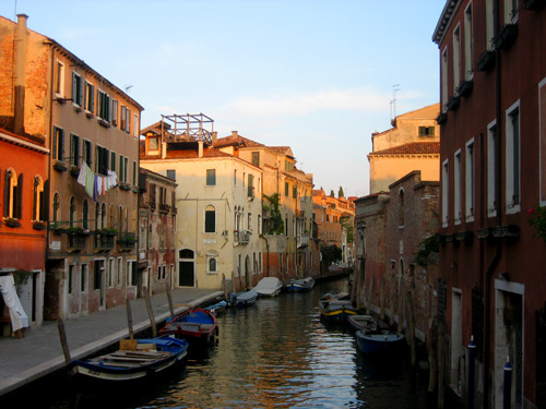 Immagine:06aaaccademiaaffamatiaffannati.blogspot.jpg