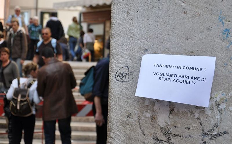 Immagine:Tangenti in comune.jpg
