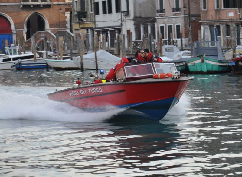Immagine:Vigili del Fuoco3.jpg