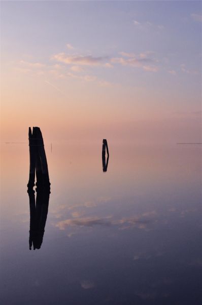 Immagine:Laguna a specchio.jpg