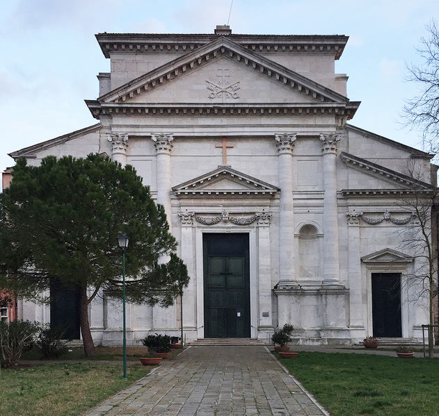 Immagine:Facciata San Piero.jpg