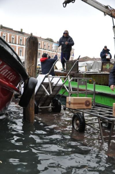 Immagine:Trasporti veneziani.jpg