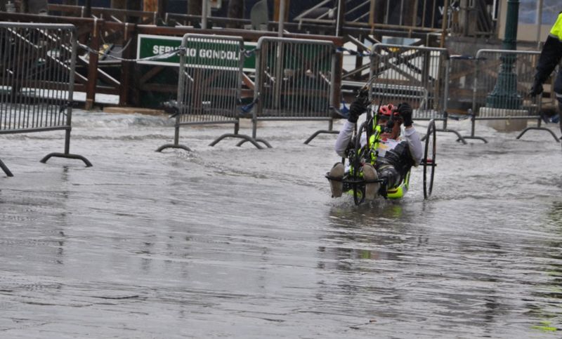 Immagine:Maratona Venezia hand-bike.jpg