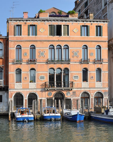 Immagine:Palazzo Corner Valmarana.jpg