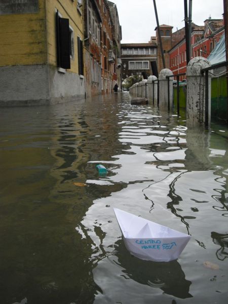 Immagine:Acqua-alta-1dicembre08-CIMG0127.JPG