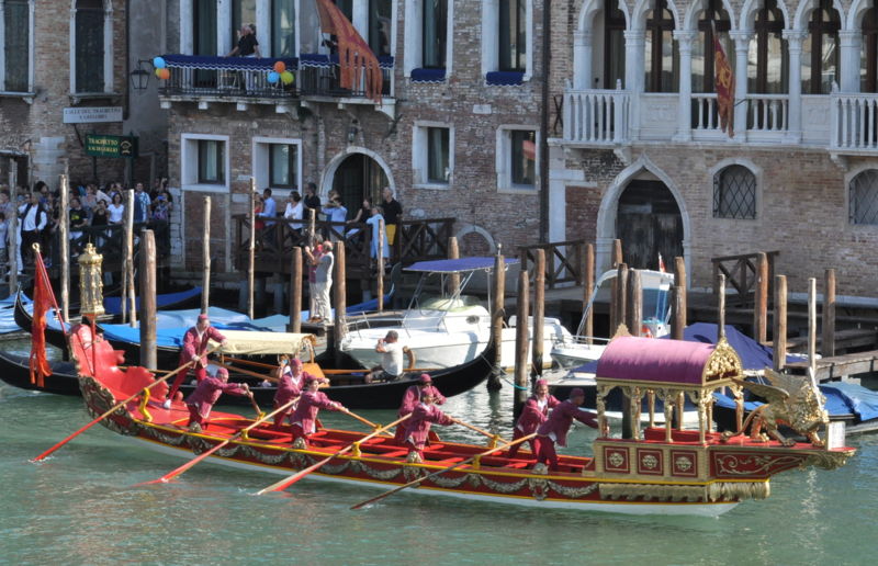 Immagine:Regata Storica 2013 .jpg