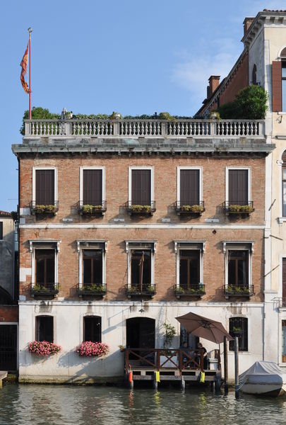 Immagine:Casa del XX secolo.jpg